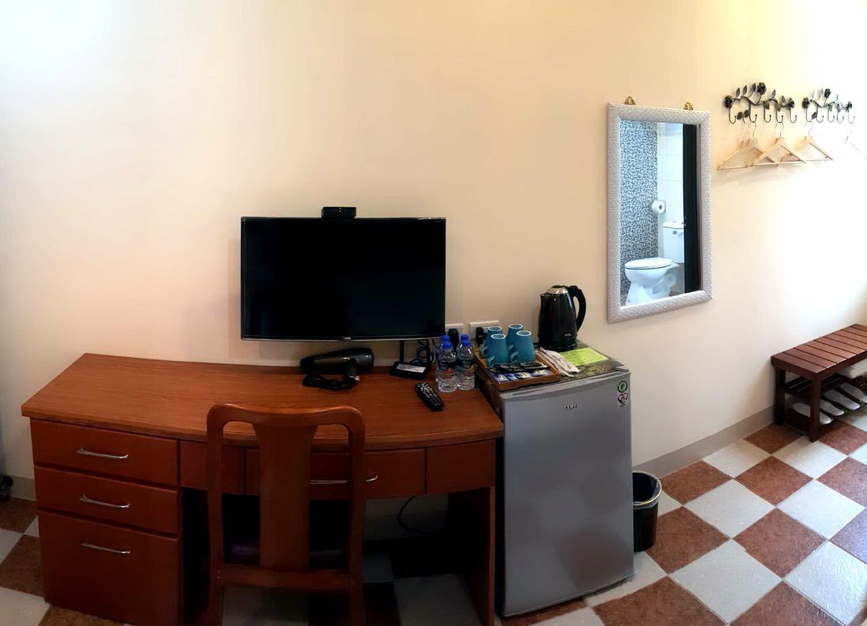 J. Home เกาสง ภายนอก รูปภาพ
